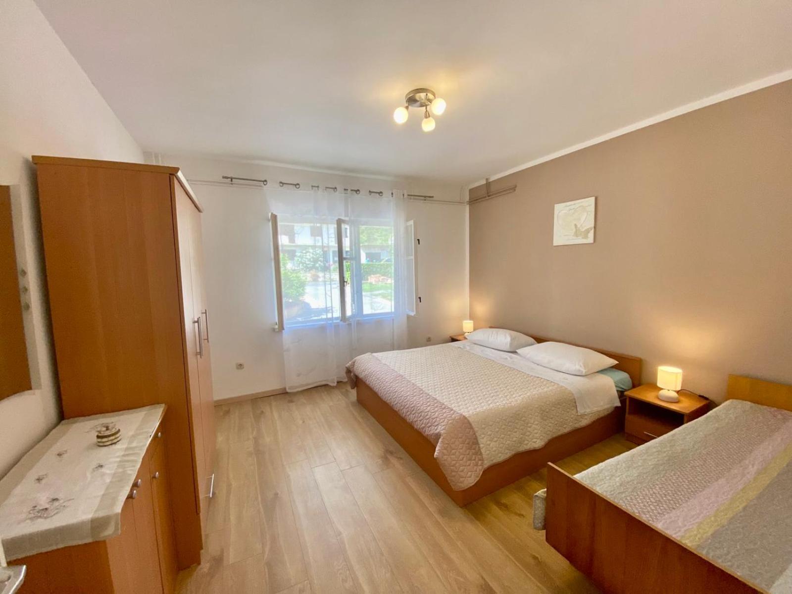 Apartmani Franciska Rab Town Extérieur photo