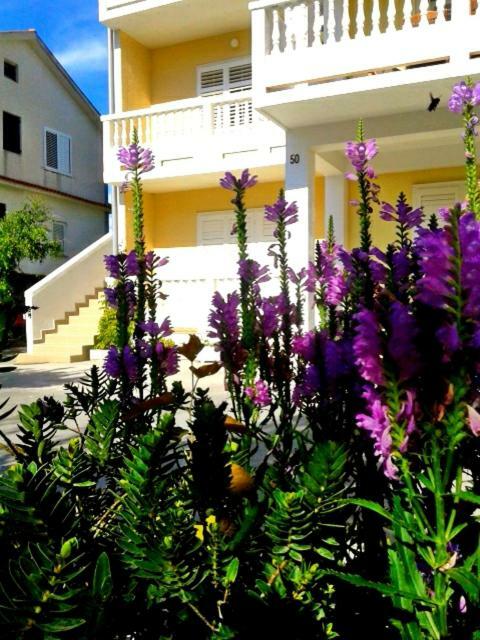 Apartmani Franciska Rab Town Extérieur photo