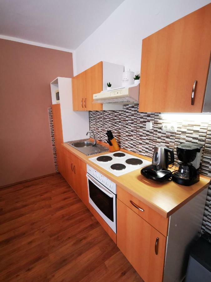 Apartmani Franciska Rab Town Extérieur photo