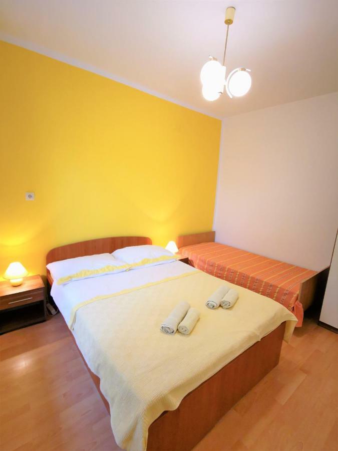 Apartmani Franciska Rab Town Extérieur photo